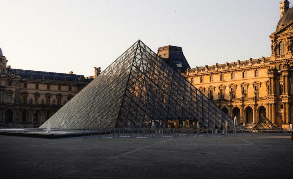 Louvre pyramid
