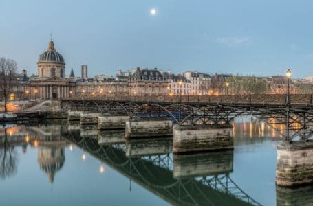 Night tour summer in Paris