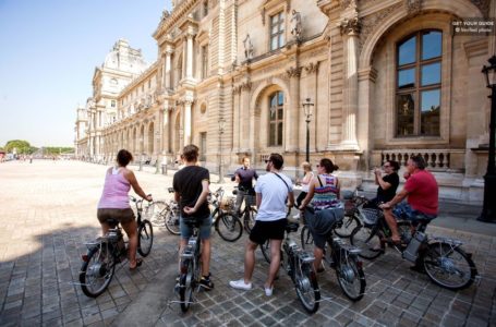 electric bike tour in Paris