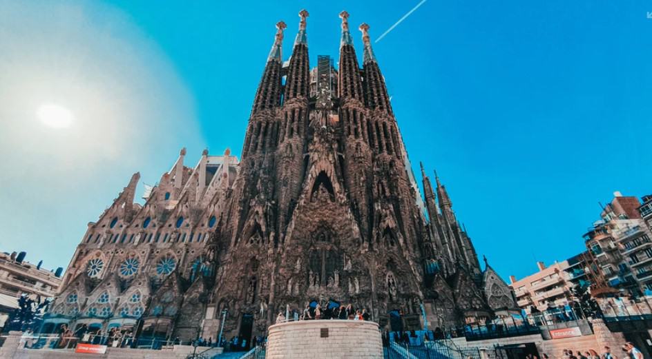 Find the best Ticket, Attractions & Specialty Tours in Barcelona