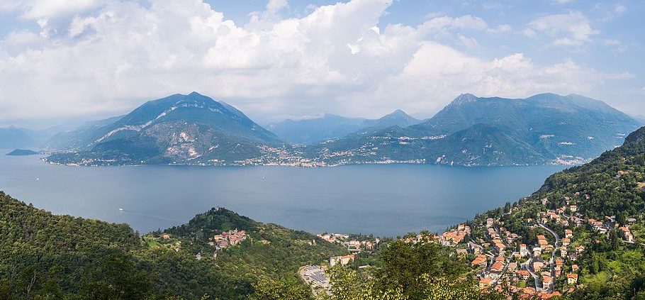 Panoramic view of Lake Como