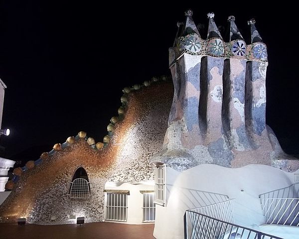 Casa Batlló, by architect Antoni Gaudí. Barcelona, Spain