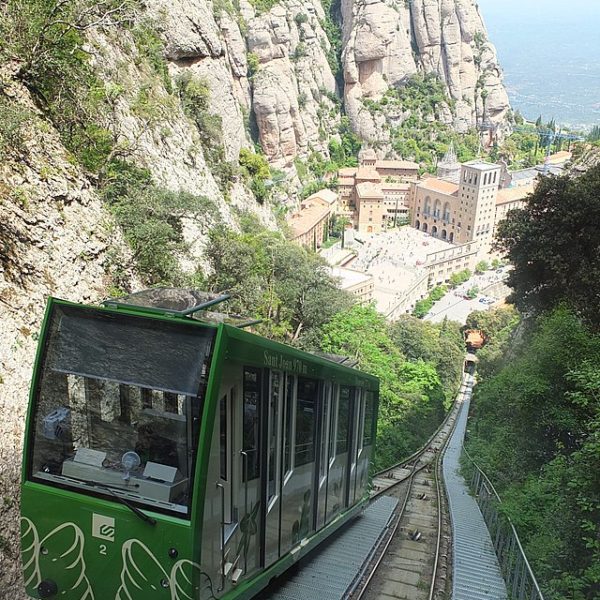 Train on railway at Montserrat