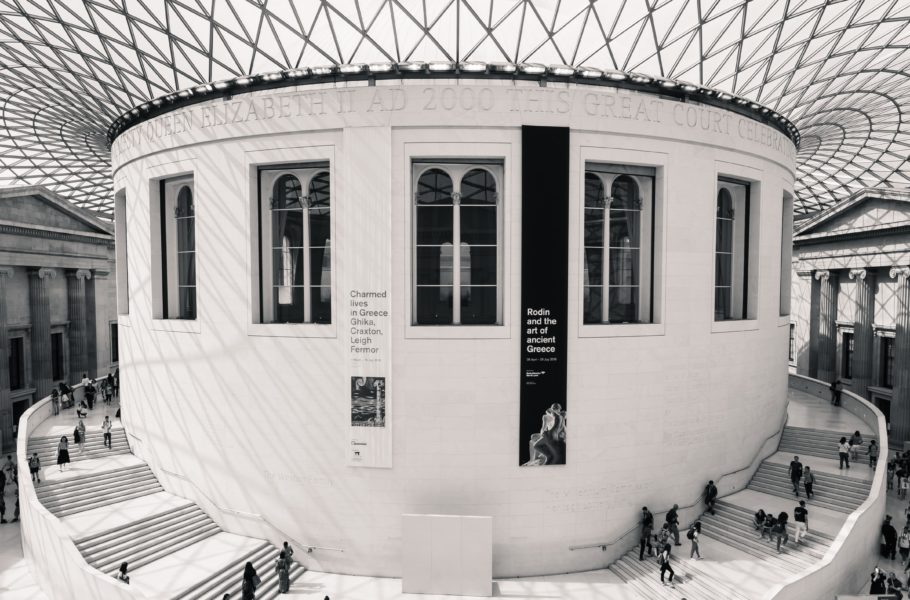 People in a Museum by Grant Ritchie - Unsplash