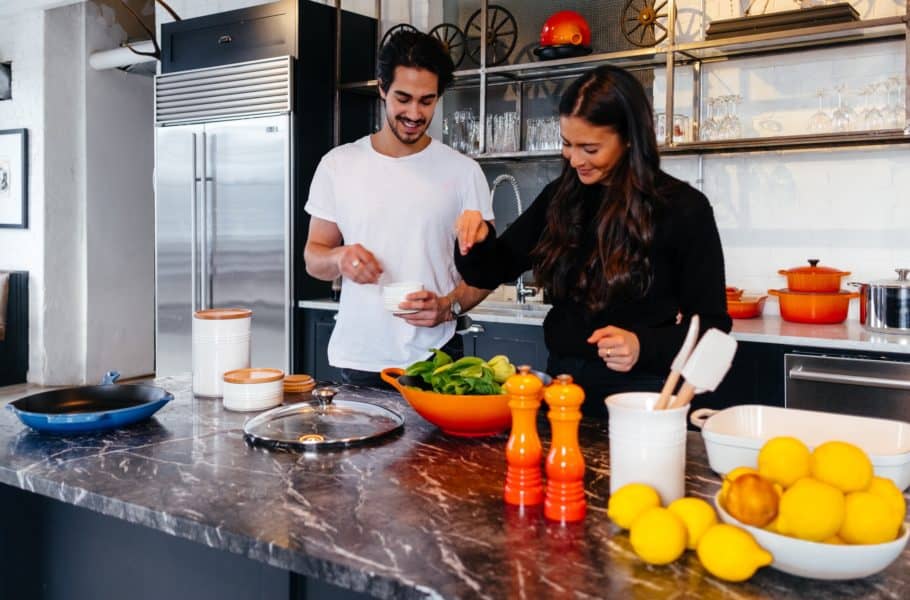 A couple in the kitchen by Jason Briscoe - Unsplash