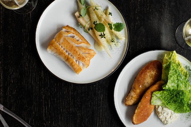 gourmet food tour presentation