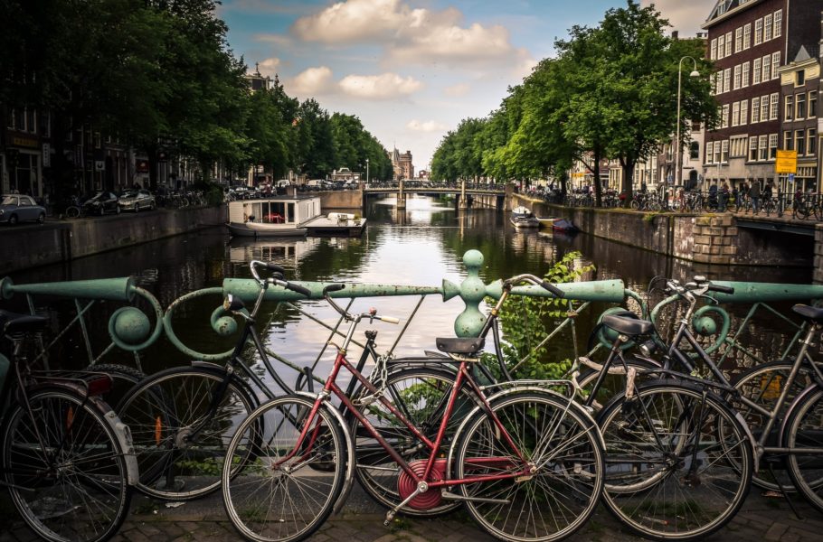 Amsterdam International-Group Historical Bike Tour