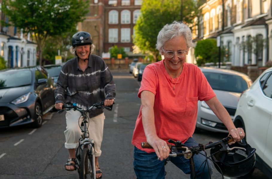 Istanbul: Eurasia Bike & Boat Half-Day Tour